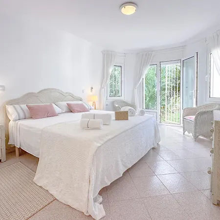 Vakantiehuis Renoir Oliva